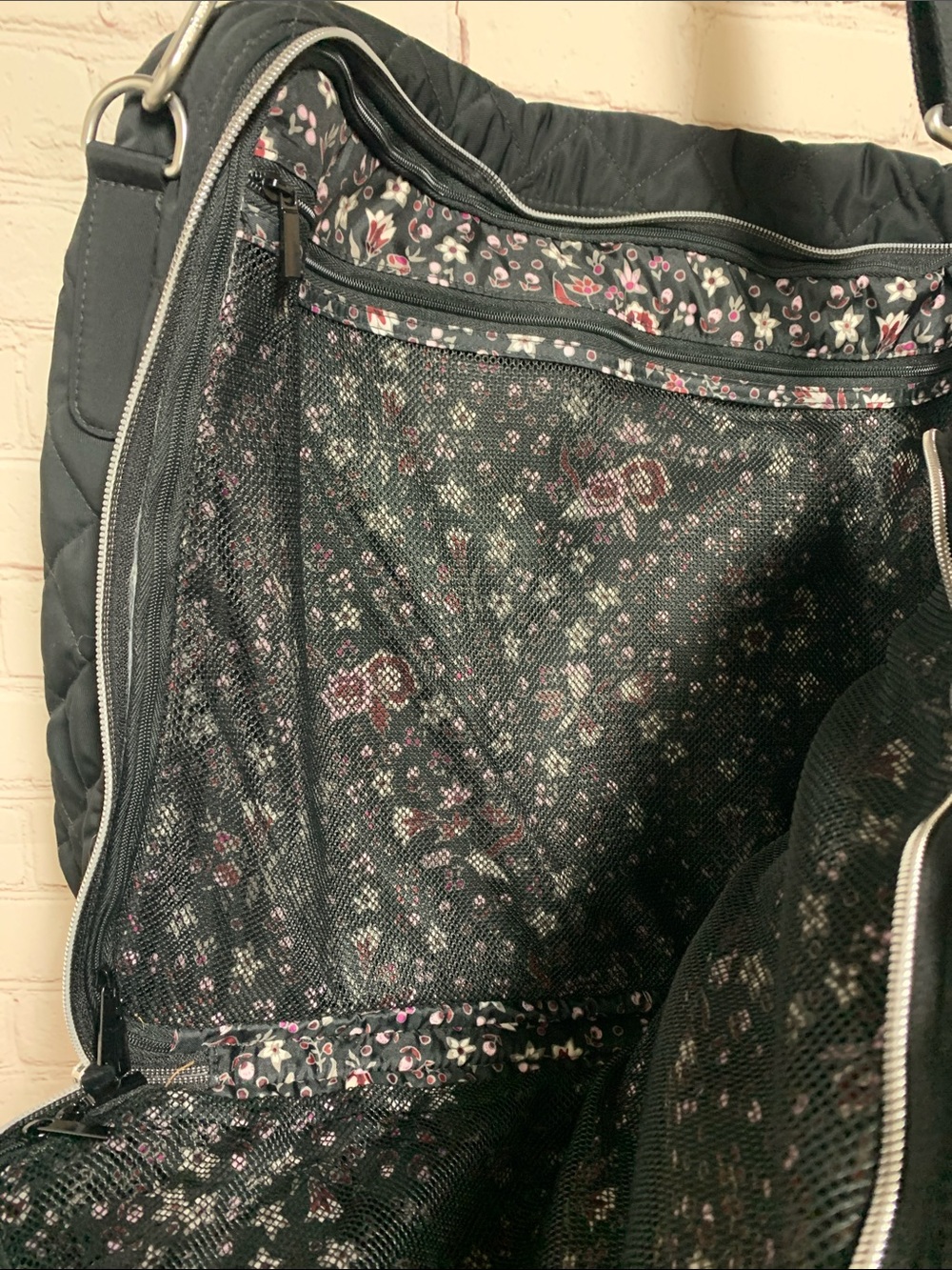 Vera Bradley Iconic Traveler Weekender Black Twill Quilt Bag - Picture 7 of 11